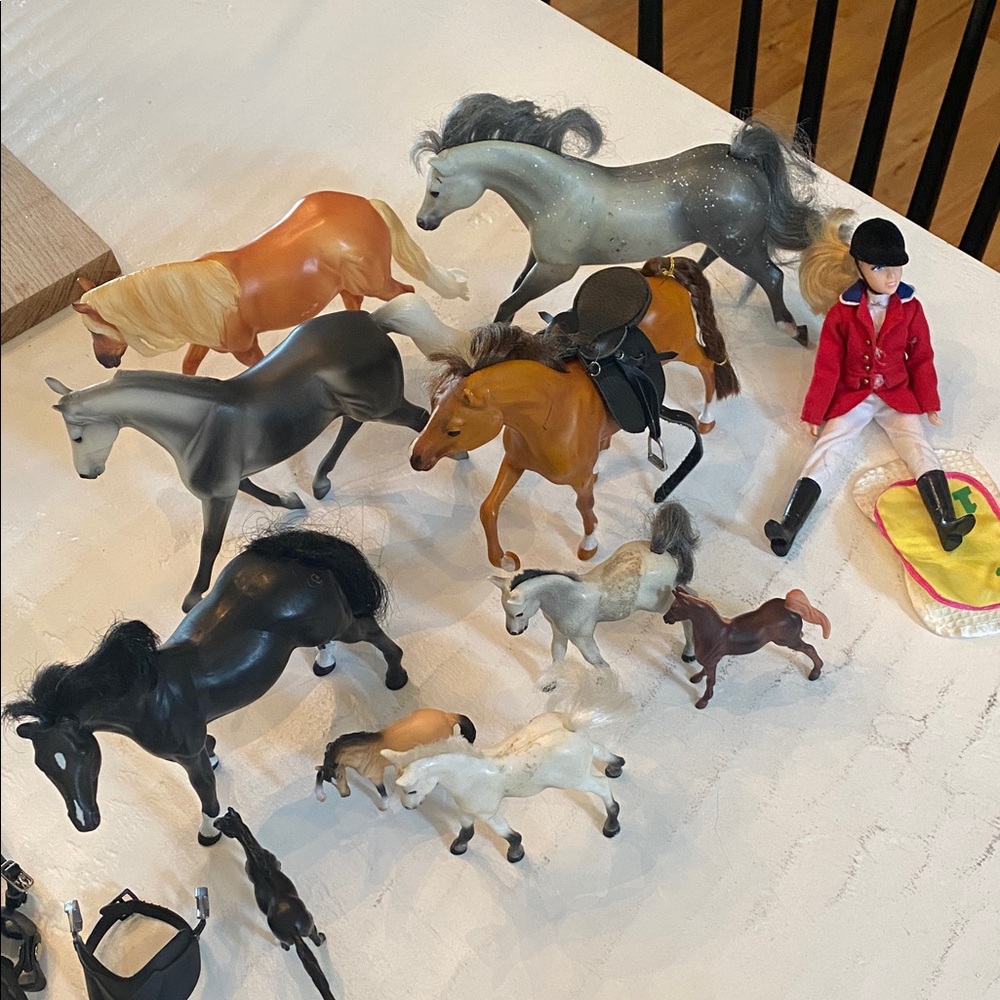 Equestrian Toy Set with Horses and Rider